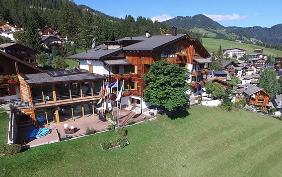 Hotel in den Dolomiten